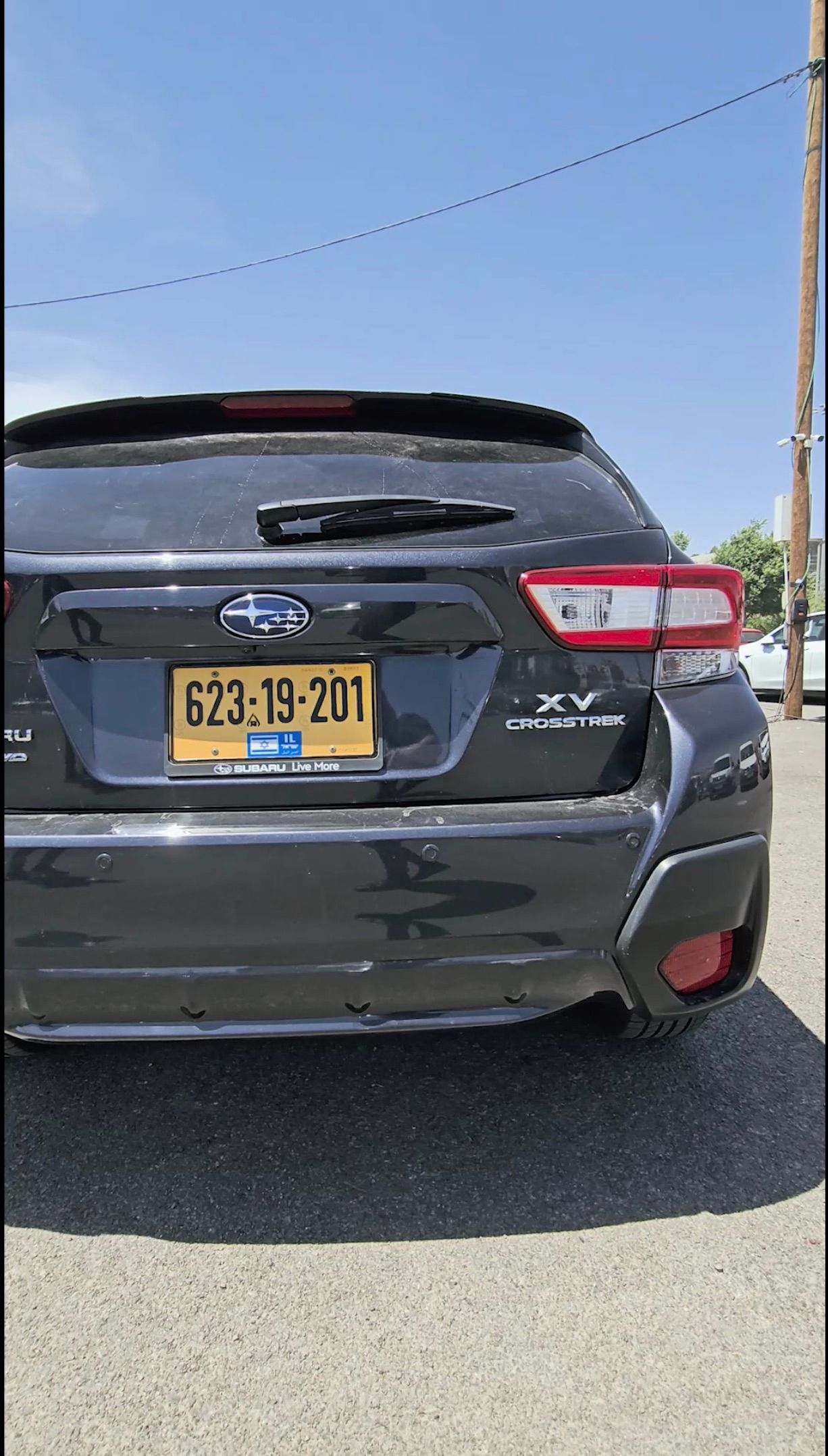 عرض سيارات تشويقي داخلي وخارجي